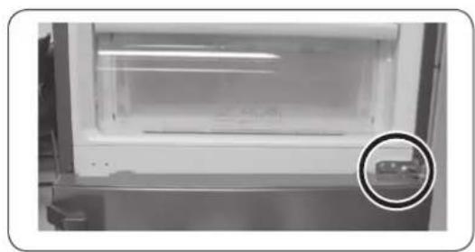 SAMSUNG RB33J3420WW - Dureliu atidarymo krypties pakeitimas - 9