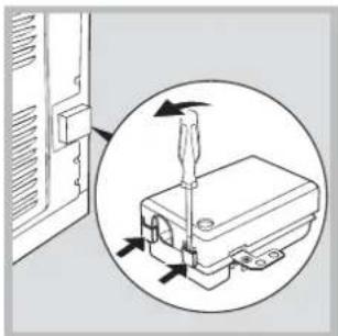 INDESIT I63I 6C6A.T(X)FR - Montage du cordon d'alimentation - 1