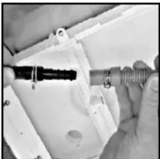 HOOVER DYC 8813BX84 - Installes le Kit Suivant les Instructions: - 3