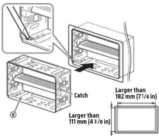 Catch Larger than 182 mm (7 1/4 in) Larger than 111 mm (4 3/8 in)