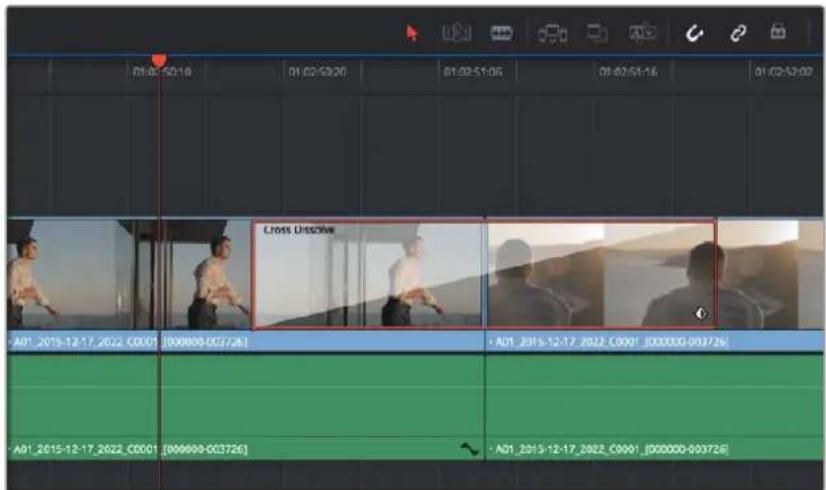 Blackmagic Design Micro Cinema Camera - Para agregar una transición entre dos clips, siga los pasos descritos a continuación: - 1