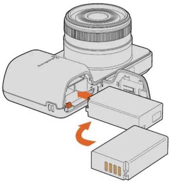 Blackmagic Design Micro Cinema Camera - Bataryanın Takılması ve Blackmagic Pocket Cinema Camera'nın Çalıştırılması - 1