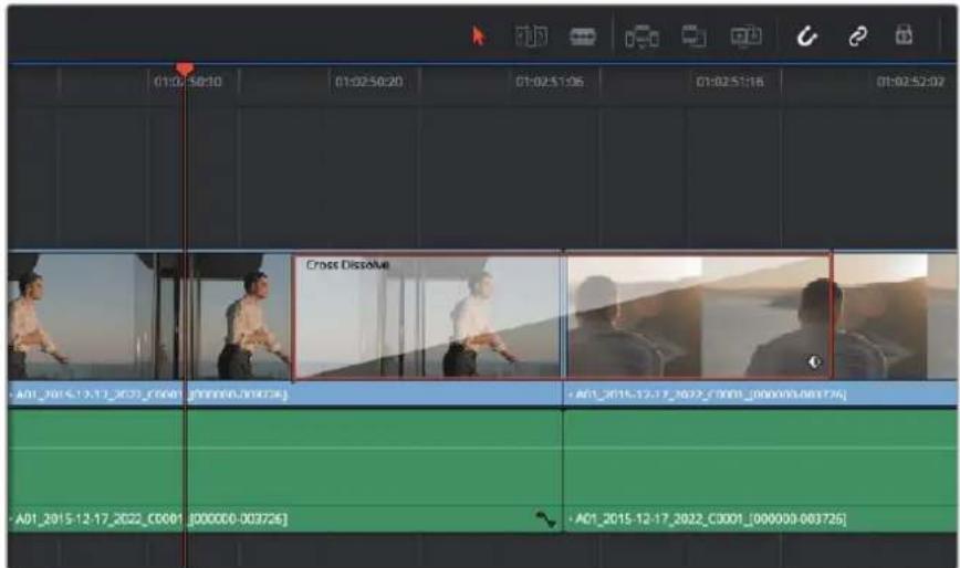 Blackmagic Design Micro Cinema Camera - So fügen Sie eine Überblendung zwischen 2 Clips hinzu - 1