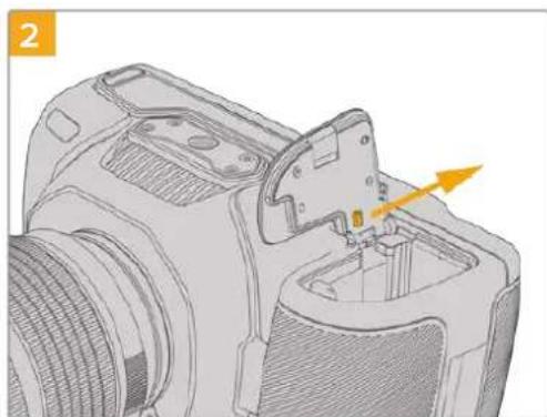 Blackmagic Design Pocket Cinema Camera 6K - Blackmagic Pocket Camera Battery Gripを取り付ける - 2