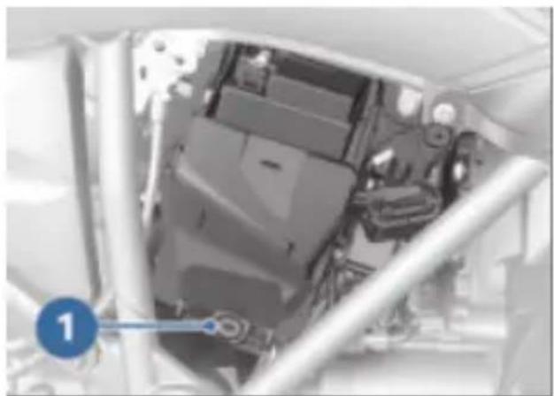 BMW R 1250 RT (2020) - Débranchement incorrect de la batterie - 3