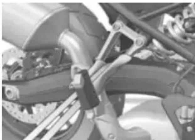 BMW F 750 GS (2020) - Composants coincés - 1