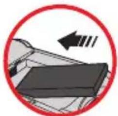 TOSHIBA Camileo Pro HD - Installing the battery - 1