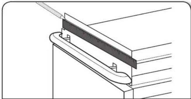 KITCHENAID KTTS505ESS - Adjusting the Toe Guard - 2