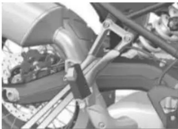 BMW F 850 GS (2020) - Composants coincés - 1