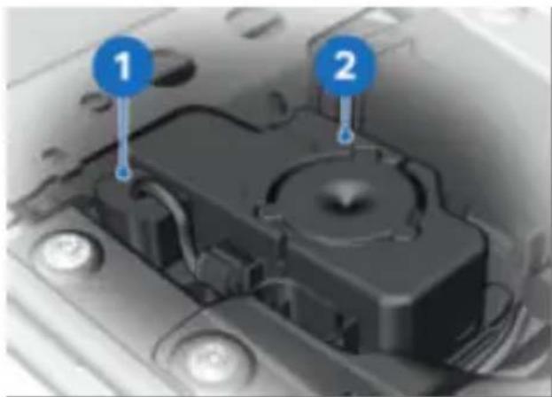 BMW S 1000 R (2021) - Sous la coque de selle passager - 1