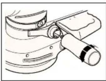 BLACK & DECKER KA220E - SIVUKAHVAN IRROTTAMINEN - 1