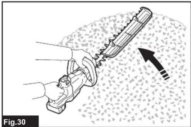 MAKITA DUH751RT - 31