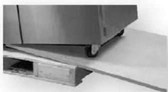 VIKING VGIC53024BSMLP - How to Remove the Carton - 2