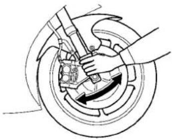 YAMAHA YZFR6 (2015) - Contrôle de la direction - 1