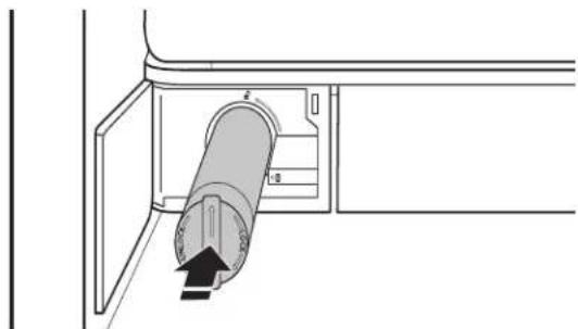 WHIRLPOOL WQ9I MO1L UK - Remplacer et installer le filtre à eau - 6