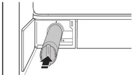 WHIRLPOOL WQ9I MO1L UK - Het waterfilter verrangen en installeren - 6