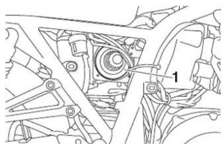 YAMAHA XJ1300 (2015) - Remplacement de l'élément du filtre à air - 3