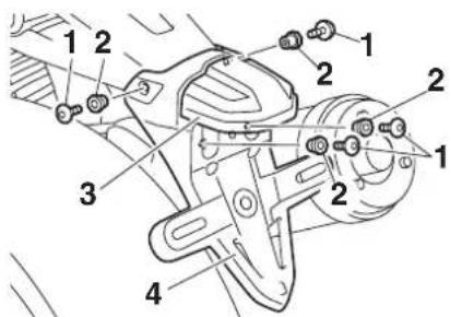 YAMAHA XJ1300 (2015) - Remplacement d'une ampoule d'éclairage de la plaque d'immatriculation - 2