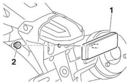 YAMAHA XJ1300 (2015) - Remplacement d'une ampoule d'éclairage de la plaque d'immatriculation - 1