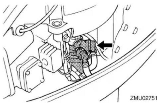 YAMAHA 9.9F (2020) - Contrôle du filtré à carburant - 1