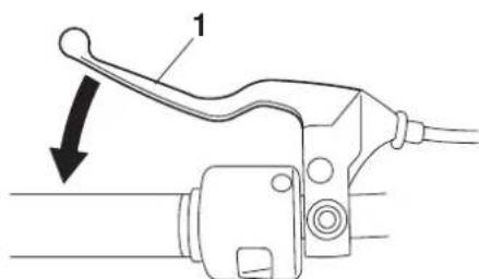YAMAHA XVS950CR (2016) - ATTENTION - 1