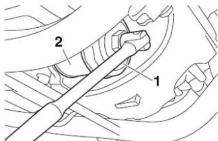YAMAHA XVS950CR (2016) - Changement de I'huile moteur (avec ou sans remplacement de la cartouche du filtré à huile) - 2