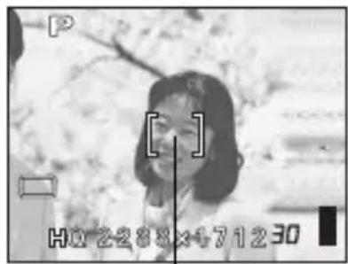 OLYMPUS Camedia D580 Zoom - Position the AF target mark on the subject you want to focus on. - 1