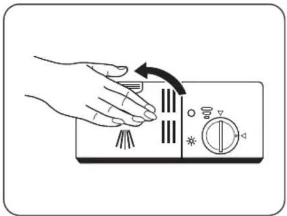 Pelgrim GVW240LS - Filling the detergent dispenser - 3
