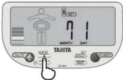 TANITA InnerScan V - Entrez l'année - 1