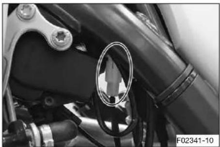 HUSQVARNA FE 450 (2020) - Monter l'amortisseur - 5