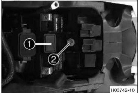 HUSQVARNA TE 300i (2020) - Monter la batterie 12 V - 2