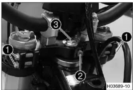 HUSQVARNA TE 300i (2020) - Régler le palier de la tête de direction - 1