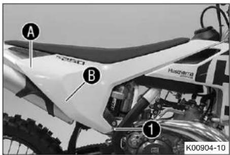 HUSQVARNA TC 250 (2018) - Déposer le cache létal droit - 1
