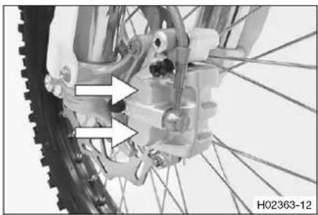 HUSQVARNA TC 250 (2018) - Déposer la roue avant - 3