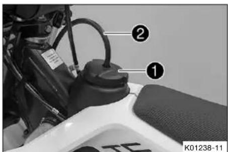 HUSQVARNA TC 250 (2019) - Fermer le bouchon du réservoir de carburant - 1