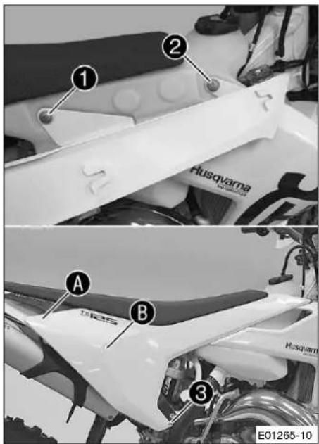 HUSQVARNA TE 150 (2019) - Poser le cache lateral droit - 1