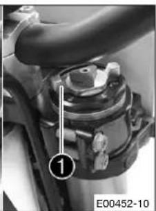 HUSQVARNA TE 150 (2019) - Regler la pretension du ressort de la fourche - 2