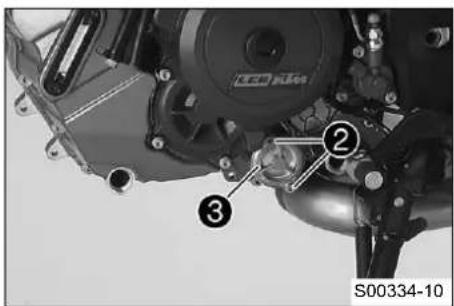 KTM 1090 Adventure R (2019) - エンジンで行うサービス作業 - 2