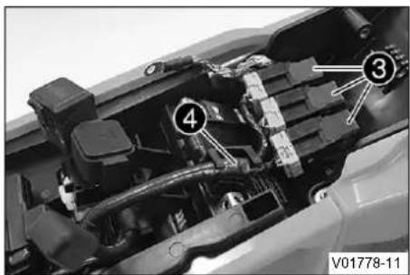 KTM 250 EXCF (2020) - Τοποθέτηση μπαταρίας 12 V - 3