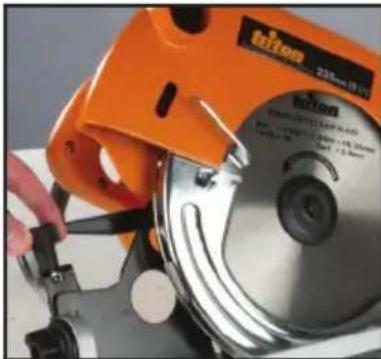 TRITON TSA001 - REGOLAZIONE PROFONDITA 'TAGLIO - 2