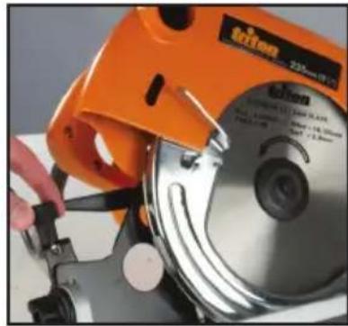 TRITON TSA001 - AJUSTE DE LA PROFUNIDAD DE CORTE - 2