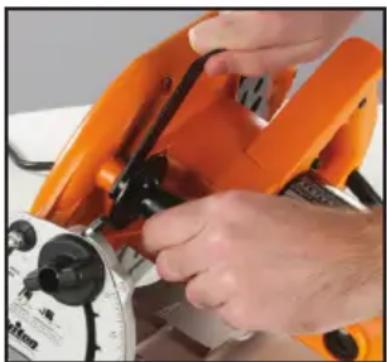 TRITON TSA001 - INSTALLER LA LAME - 1