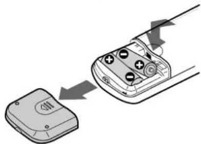 SONY MDSJA30ES - Mise en place des piles dans la télécommande - 1