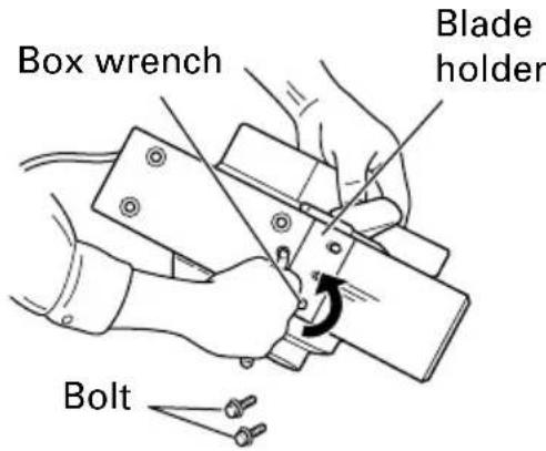 HITACHI P 20SB - CUTTER BLADE ASSEMBLY AND DISASSEMBLY AND ADJUSTMENT OF CUTTER BLADE HEIGHT - 1