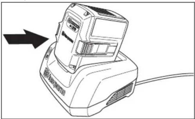 HUSQVARNA LC 353iV - Ładowanie akumulatora - 2
