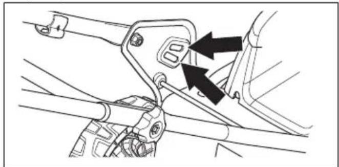 HUSQVARNA LC 141iV - Regulacja wysokości uchwytu - 2