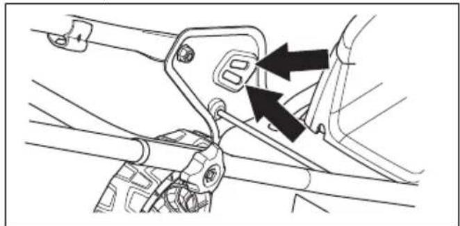 HUSQVARNA LC 141iV - Kahvan korkeuden säätäminen - 2