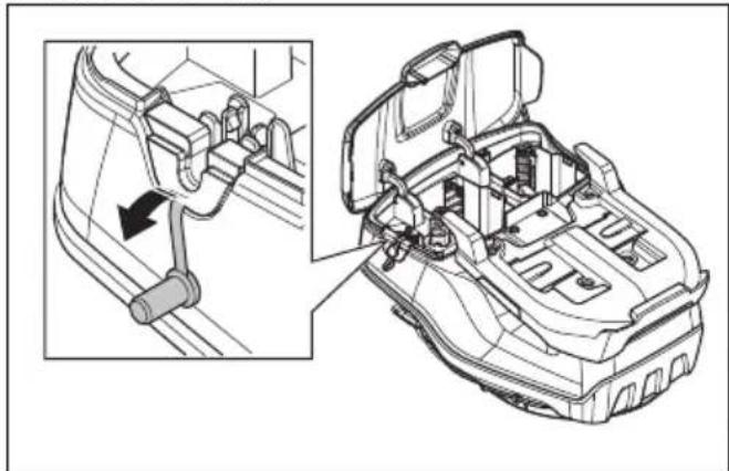 HUSQVARNA LC 551iV - Akumuliatorių bloko (priedas) įstatymas ir išėmimas - 4