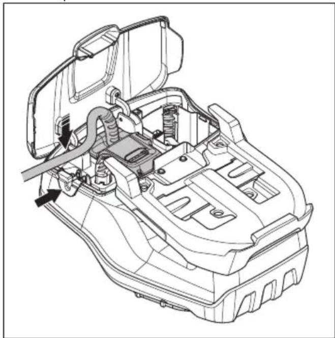 HUSQVARNA LC 551iV - Extracción e instalación de la batería múltiple (accesorio) - 6