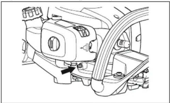 HUSQVARNA 322HD60 - Pärnesumkārbas (reduktora) kartera ieellošana - 1